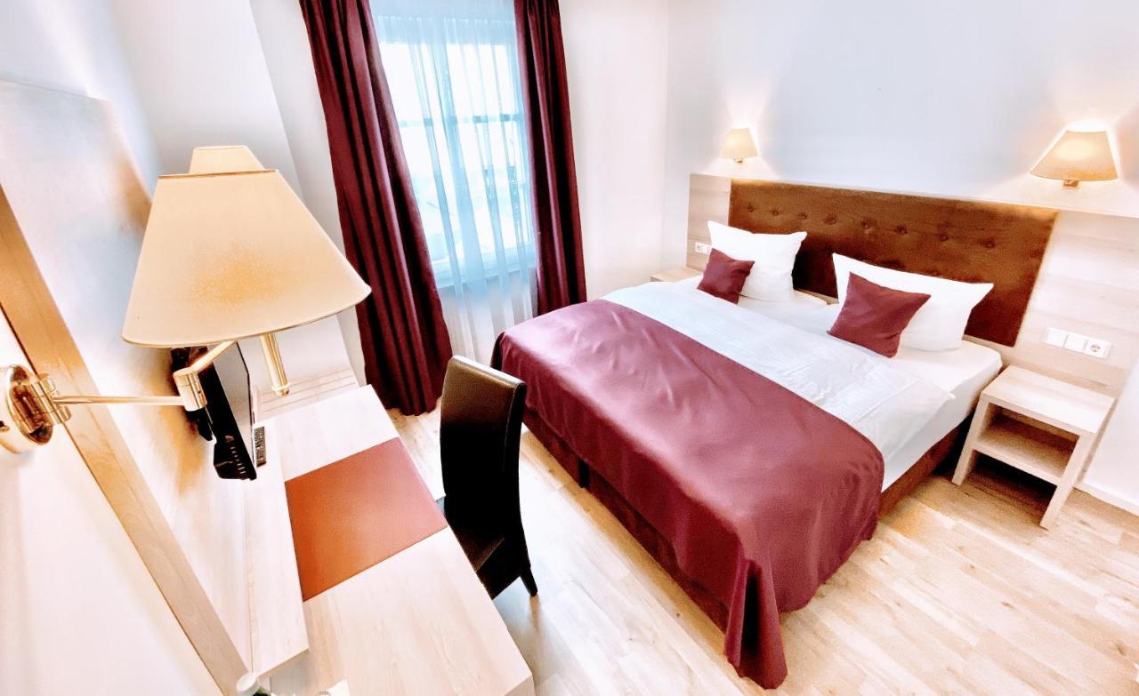Das Hotel Krone เคอนิกส์วินเทอร์ ภายนอก รูปภาพ
