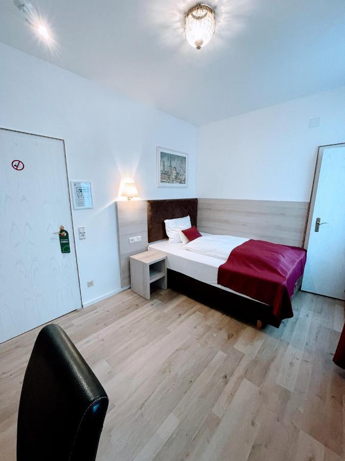 Das Hotel Krone เคอนิกส์วินเทอร์ ภายนอก รูปภาพ