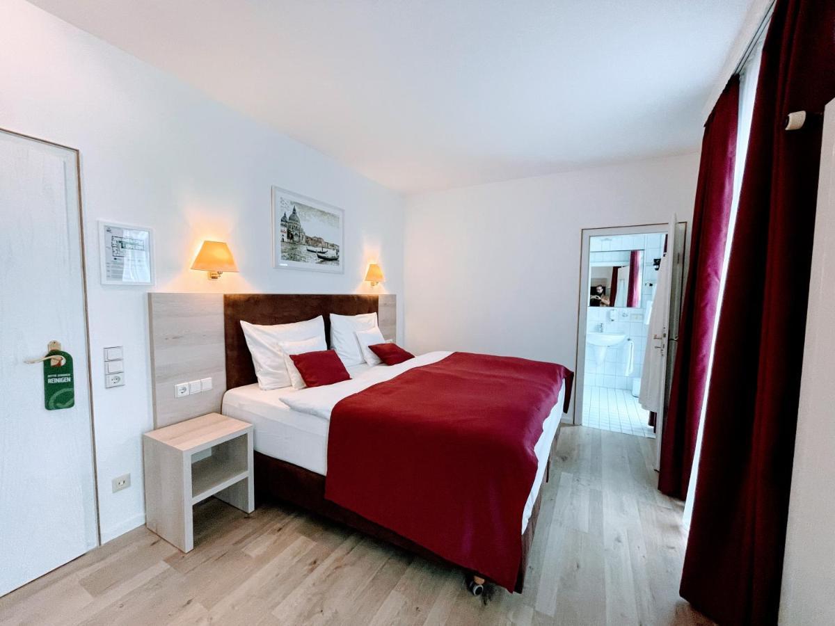 Das Hotel Krone เคอนิกส์วินเทอร์ ภายนอก รูปภาพ