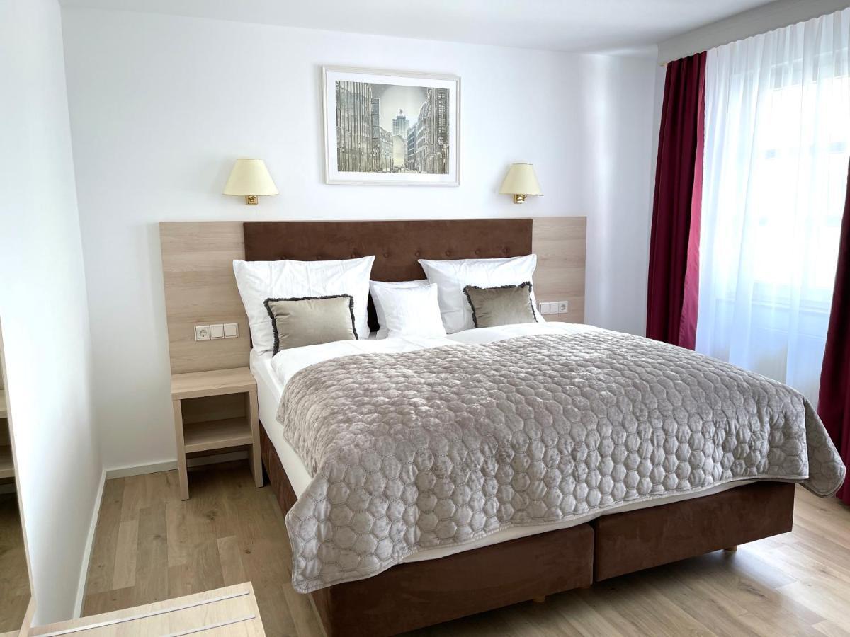 Das Hotel Krone เคอนิกส์วินเทอร์ ภายนอก รูปภาพ