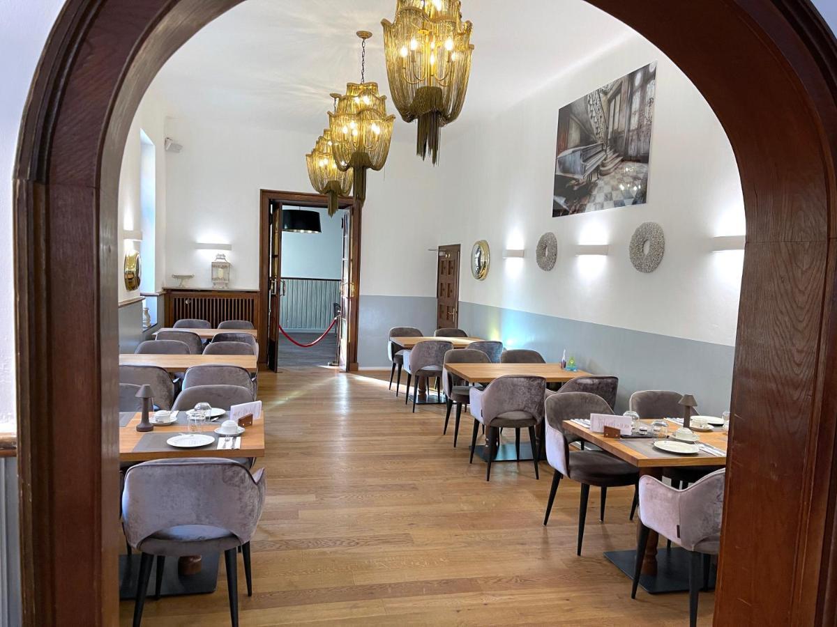 Das Hotel Krone เคอนิกส์วินเทอร์ ภายนอก รูปภาพ