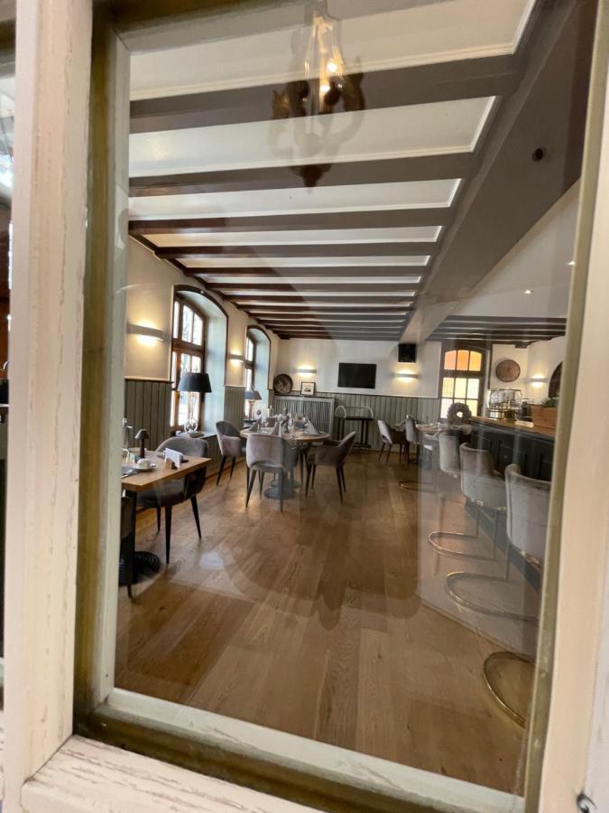 Das Hotel Krone เคอนิกส์วินเทอร์ ภายนอก รูปภาพ