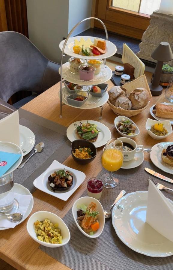 Das Hotel Krone เคอนิกส์วินเทอร์ ภายนอก รูปภาพ