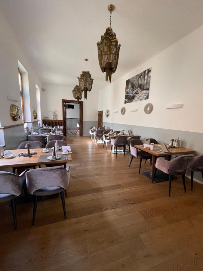 Das Hotel Krone เคอนิกส์วินเทอร์ ภายนอก รูปภาพ