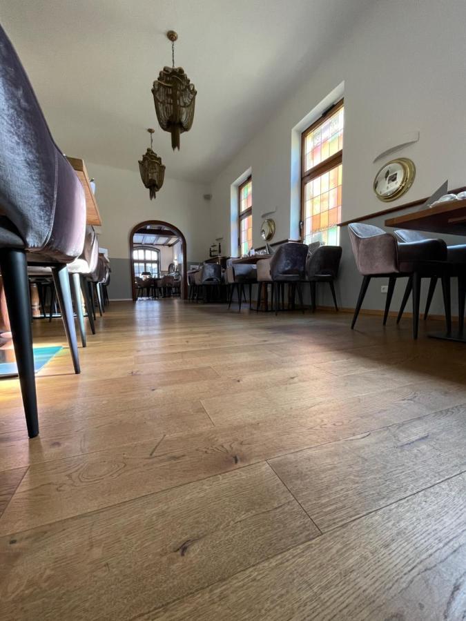 Das Hotel Krone เคอนิกส์วินเทอร์ ภายนอก รูปภาพ